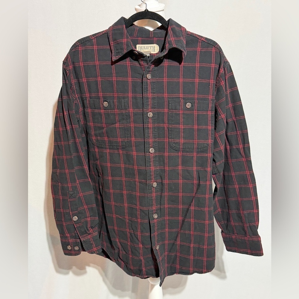 Duluth Trading Co Red and Black Plaid Shirt Size Medium